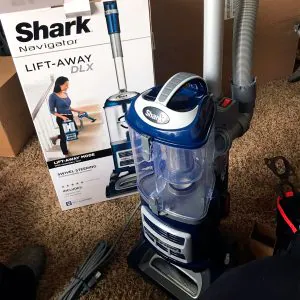 Shark Navigator Delux Upright Vacuum Cleaner